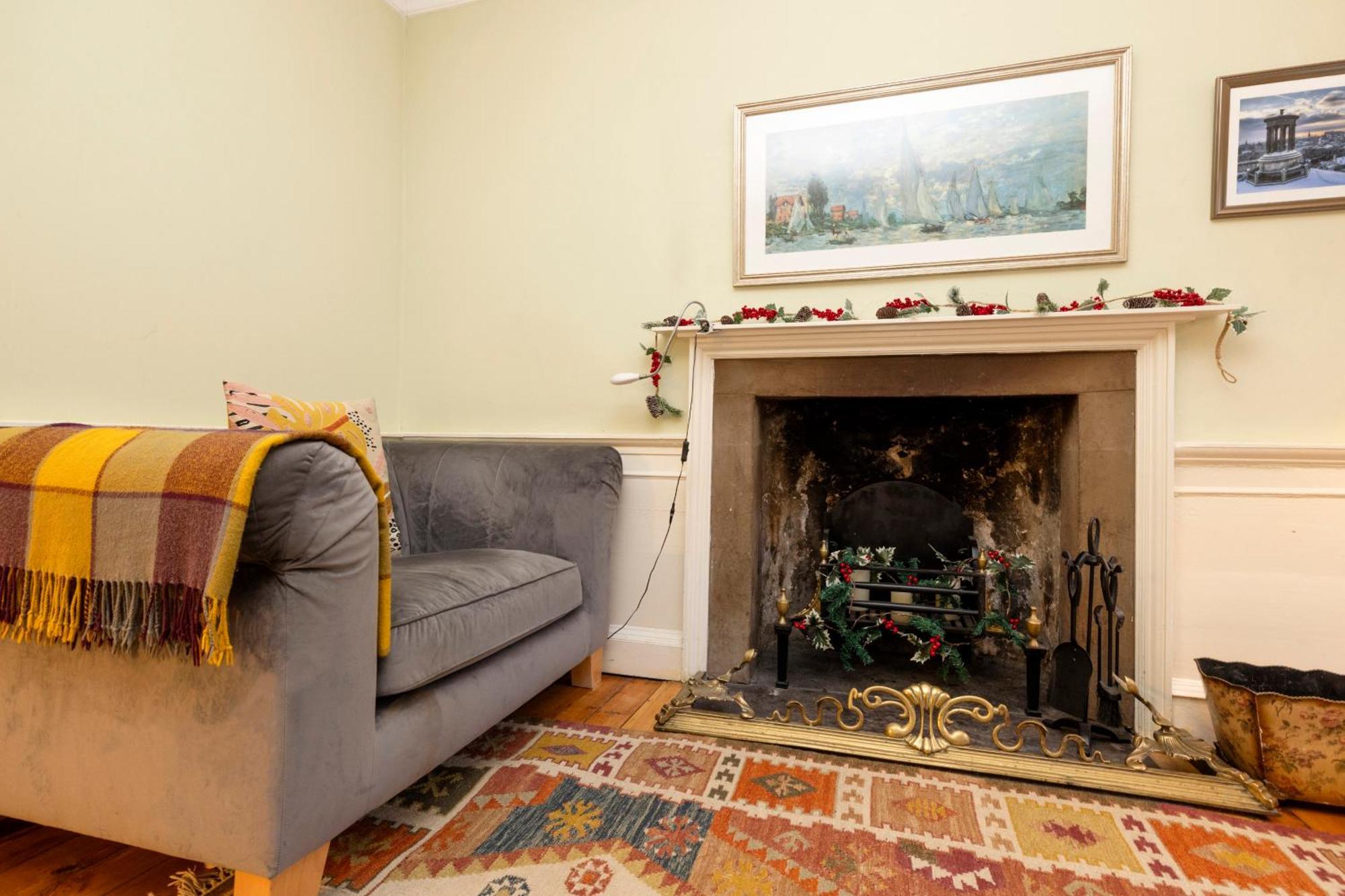 Joivy Beautiful Apartment, Private Garden, Calton Hill Edimburgo Exterior foto