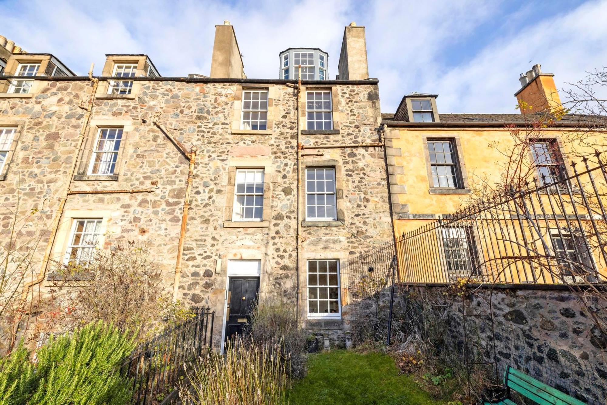 Joivy Beautiful Apartment, Private Garden, Calton Hill Edimburgo Exterior foto